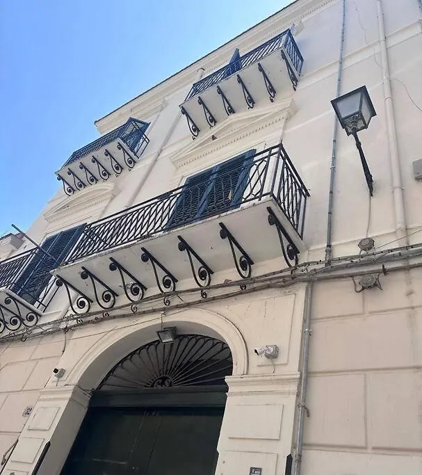 Daire Donna Isabella A Ballaro Palermo
