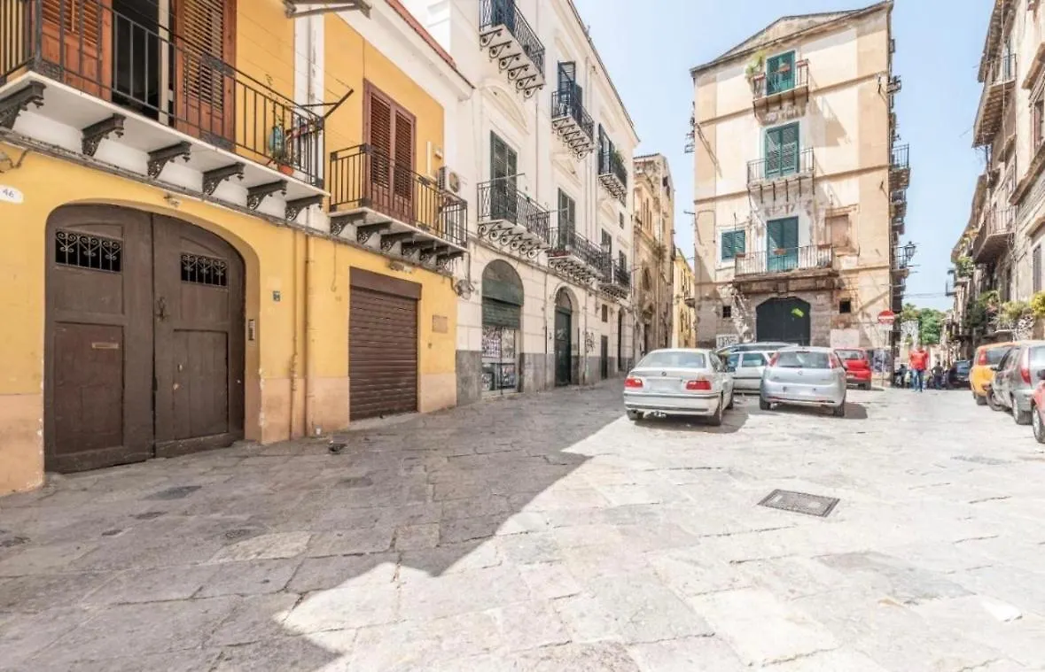 Donna Isabella A Ballaro Palermo Daire